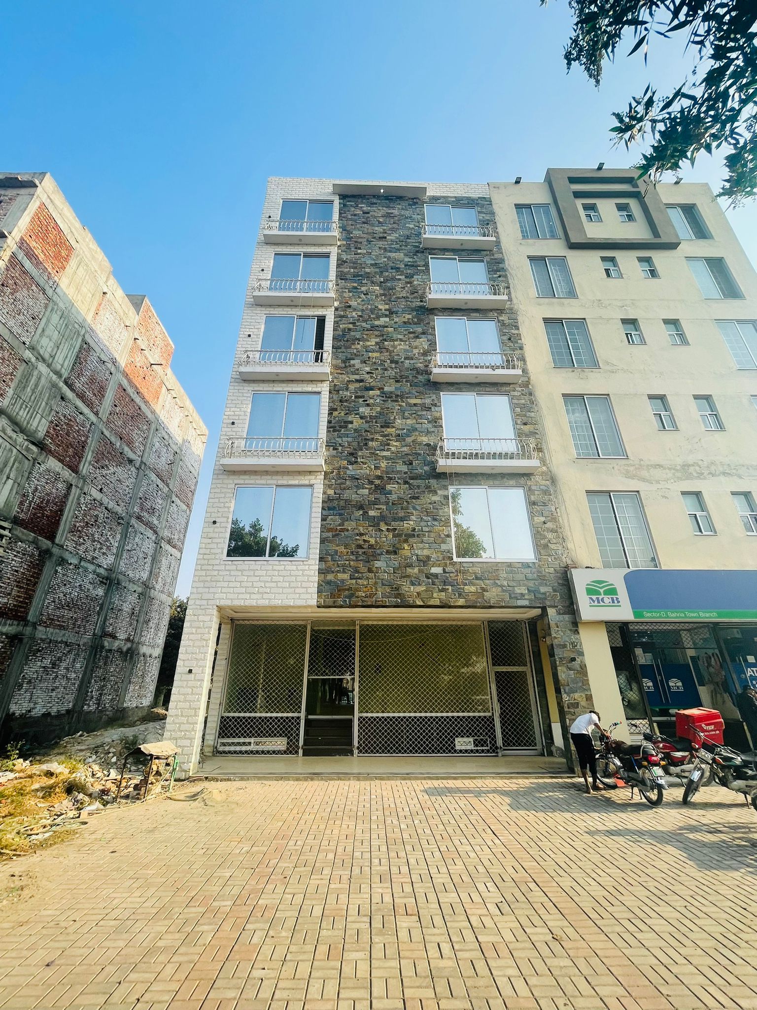 Rizco Heights 2